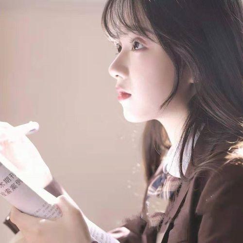 女生双标行为娱乐吃瓜酱,娱乐吃瓜酱带你领略“双重标准”的魅力